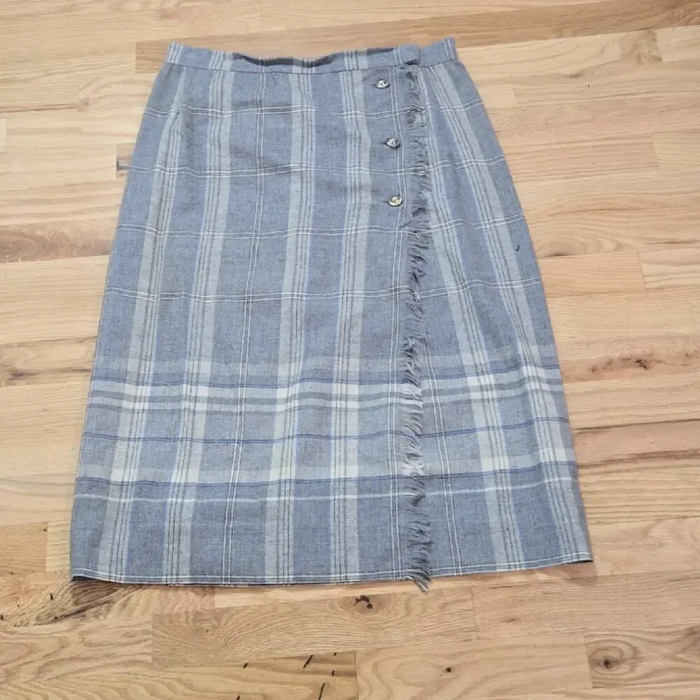 Vintage Handmade Wool Plaid Wrap Skirt Women’s Size 12 Fringe Midi Flaw